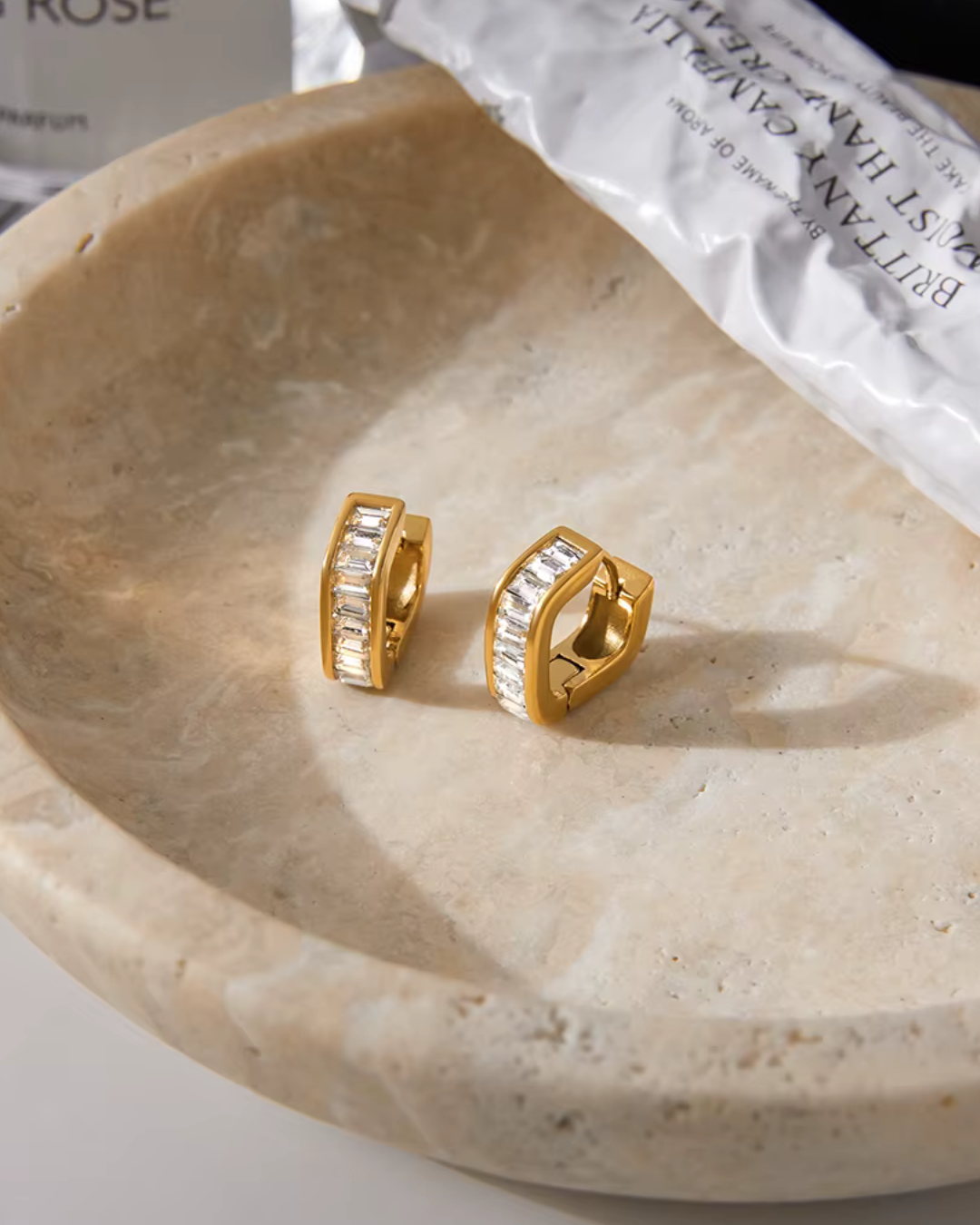 Argollas Pirámide con Zirconia