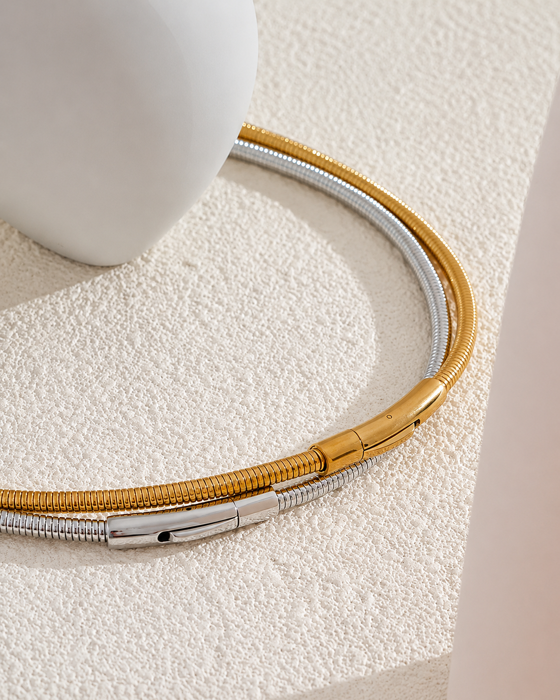 Collar rígido