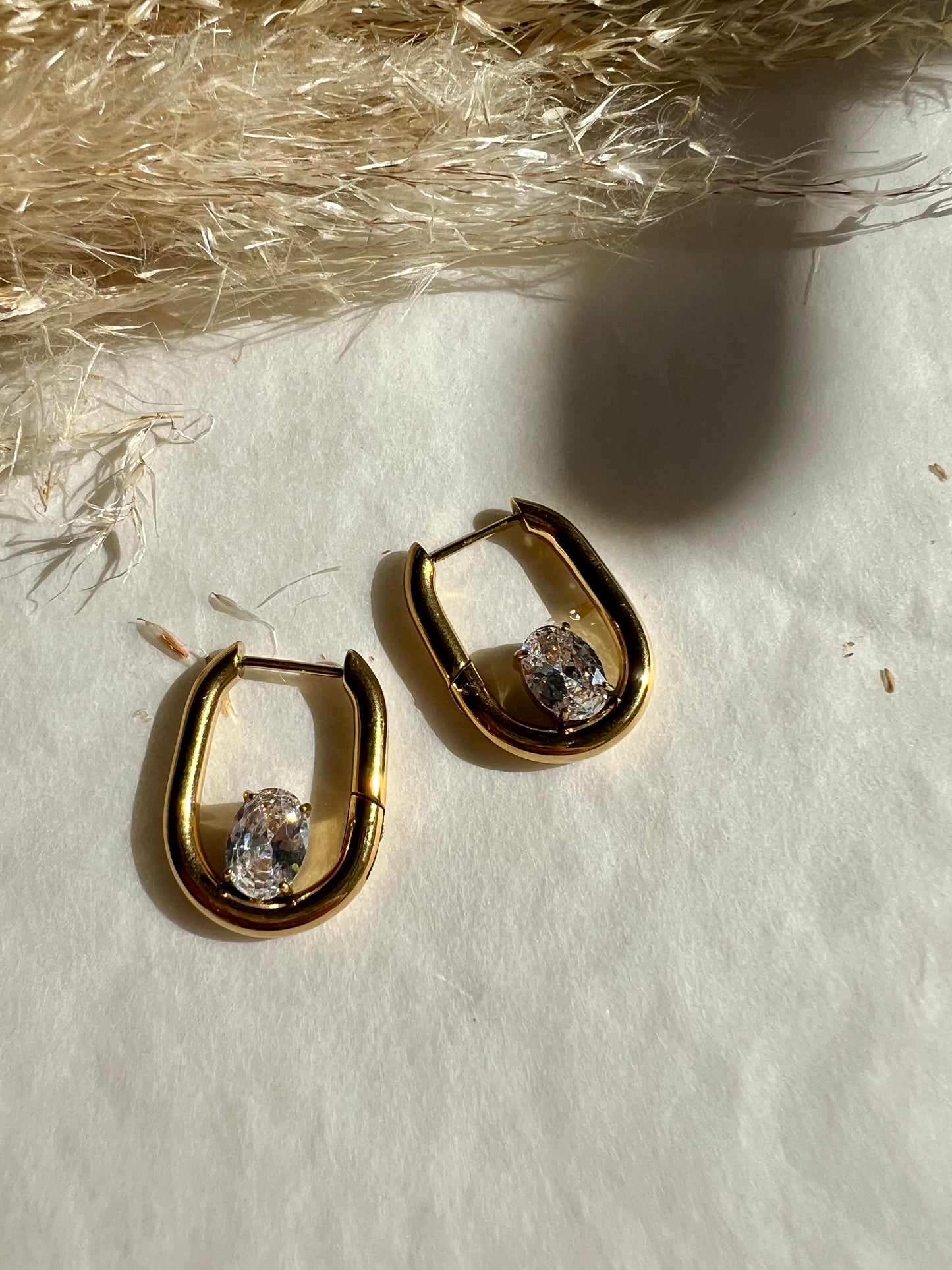 Aros Olivia